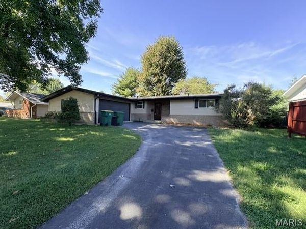 905 Dale Avenue , O'Fallon, IL 62269
