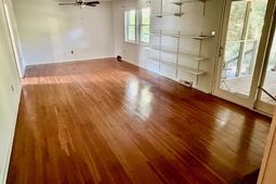 1737 Somerset Circle photo 4