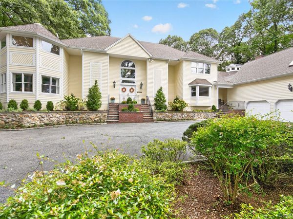 136 Cove Neck Road , Cove Neck, NY 11771