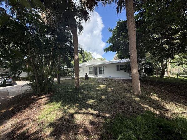 2109 NE FLAMINGO Terrace, Jensen Beach, FL 34957