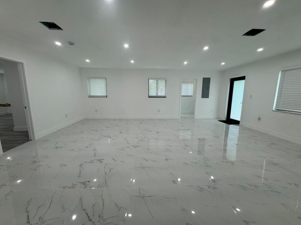 1031 NW 10th Avenue, Fort Lauderdale, FL 33311 Photo