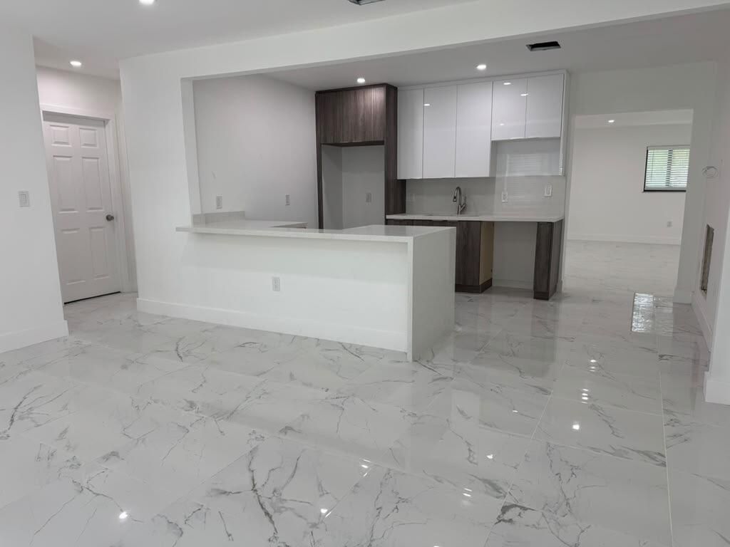 1031 NW 10th Avenue, Fort Lauderdale, FL 33311 Photo
