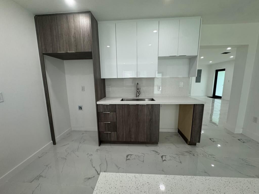 1031 NW 10th Avenue, Fort Lauderdale, FL 33311 Photo