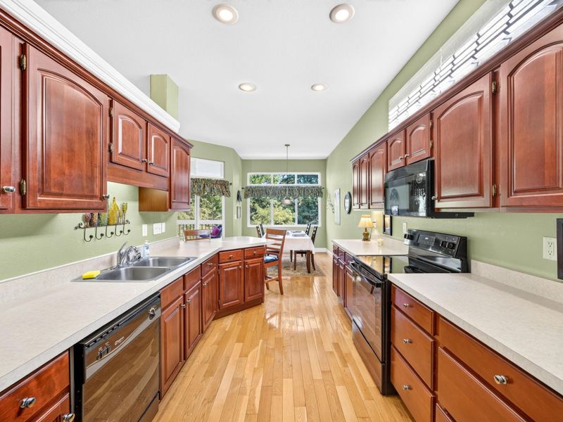 8424 Old World Court, Union, KY 41091 Photo 8