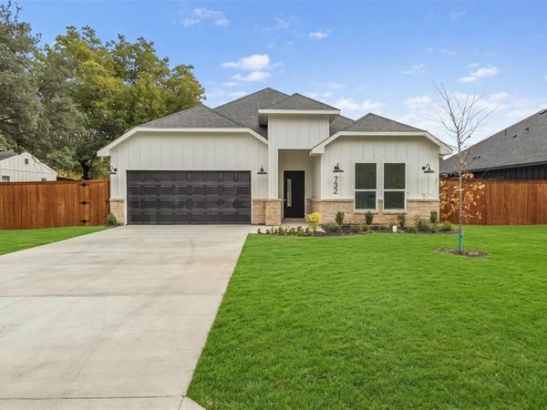 732 Old London Lane , Mesquite, TX 75149