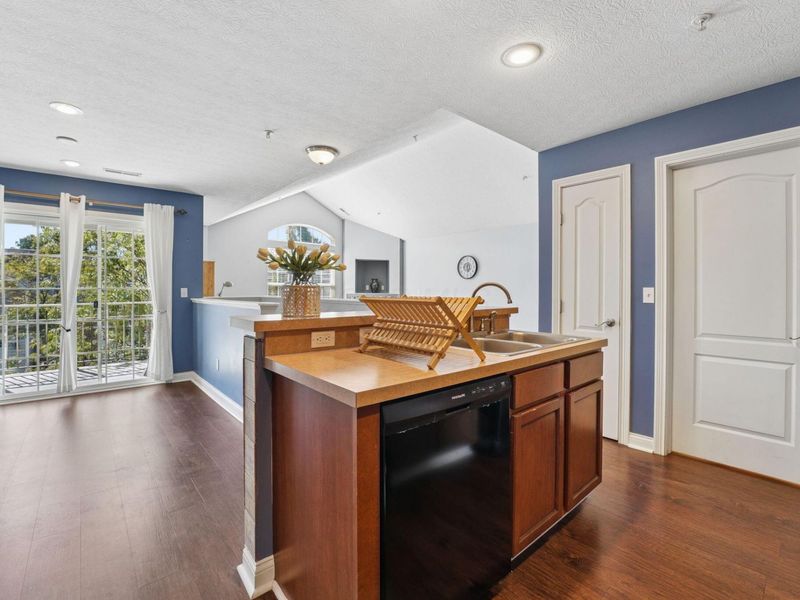 6252 Hudson Reserve Way, Unit 6252, Westerville, OH 43081 Photo 9