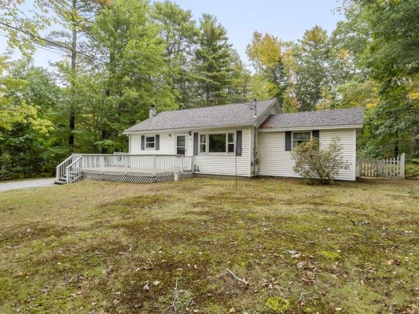 193 Country Club Road, Boothbay, ME 04537