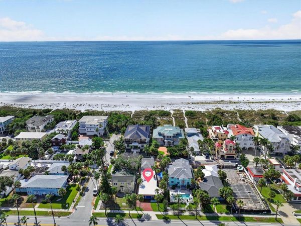 2802 PASS A GRILLE WAY, Unit 2, ST PETERSBURG, FL 33706