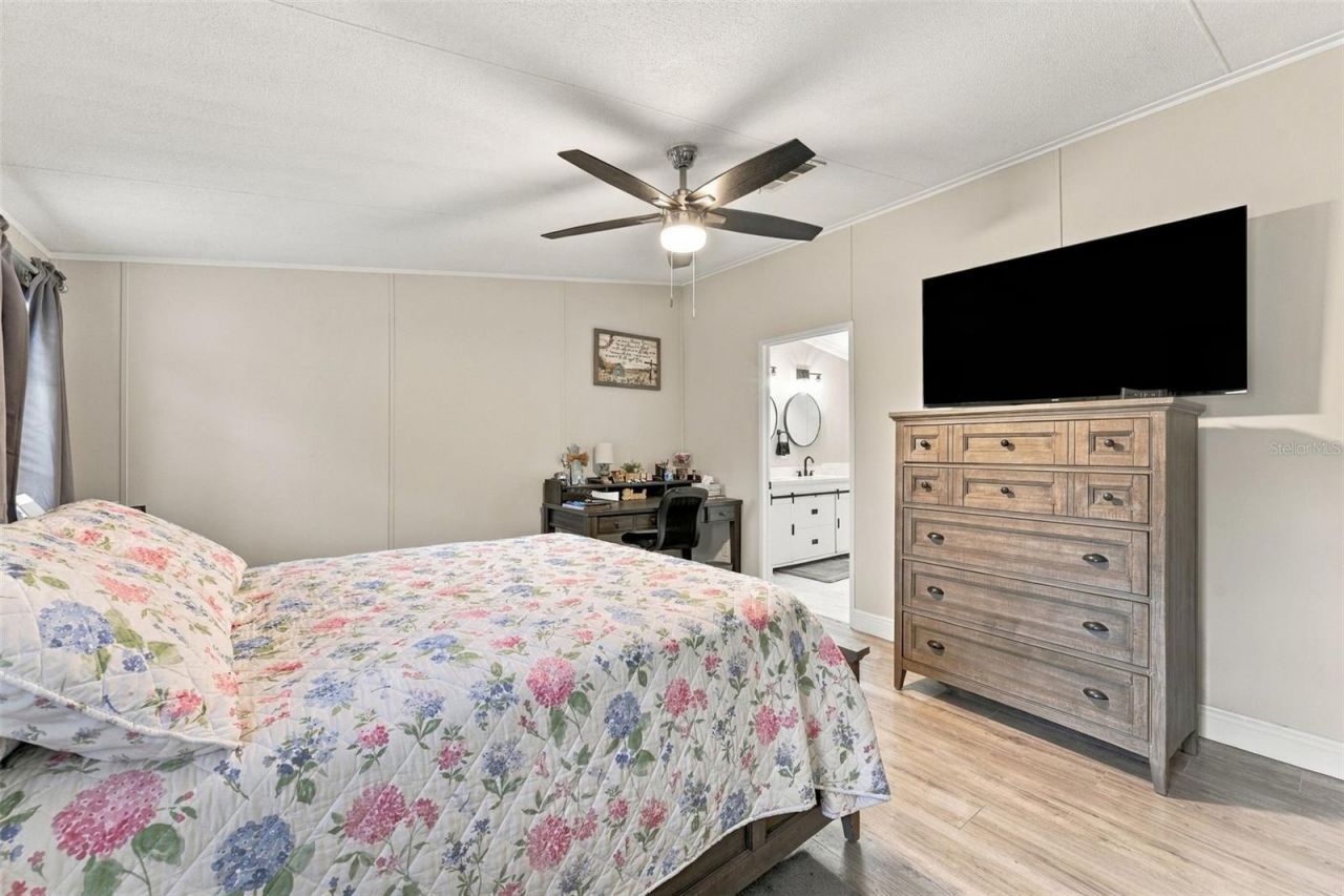 13429 Riada Way, Dade City, FL 33525 Photo
