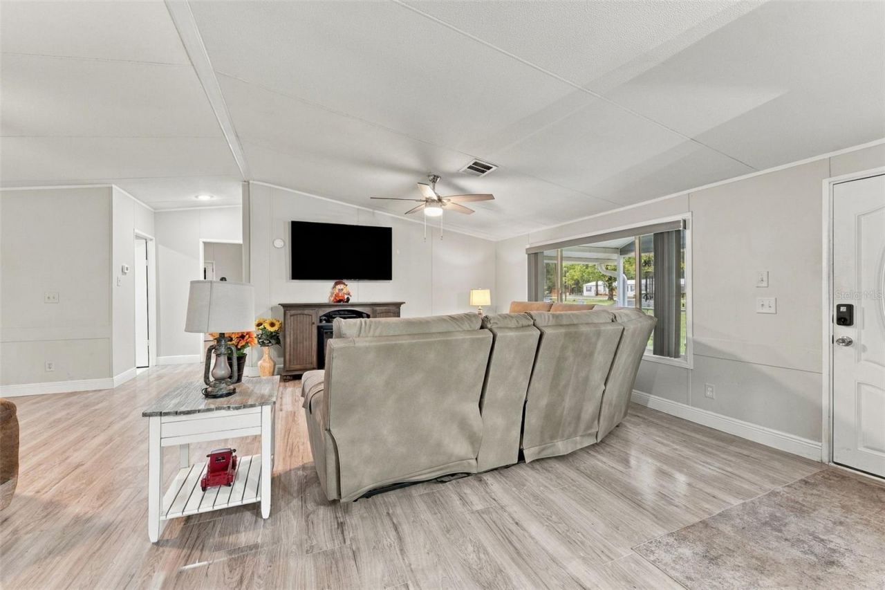 13429 Riada Way, Dade City, FL 33525 Photo