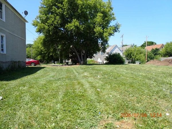 3121 N 27TH STREET, Milwaukee, WI 53216
