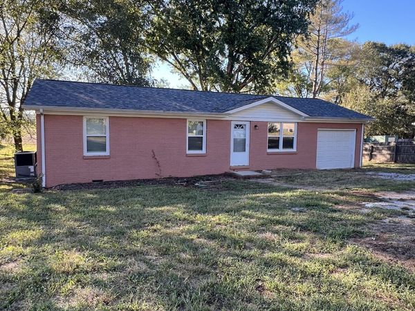 267 Royal Dr, Rock Island, TN 38581