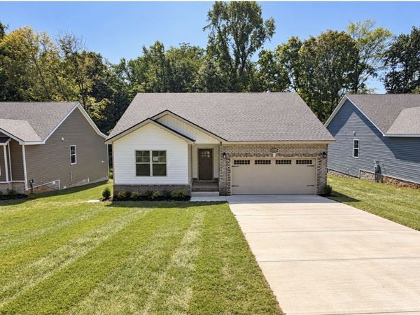 157 Irish Hills , Clarksville, TN 37042