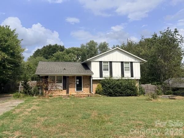 206 King Henry Lane , Gastonia, NC 28056