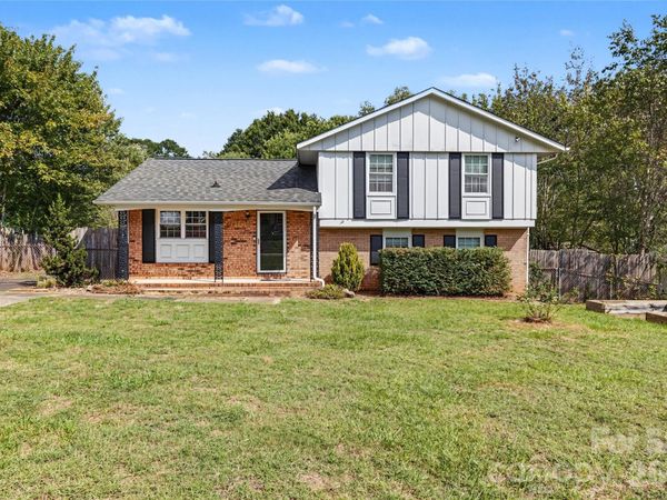 206 King Henry Lane, Gastonia, NC 28056