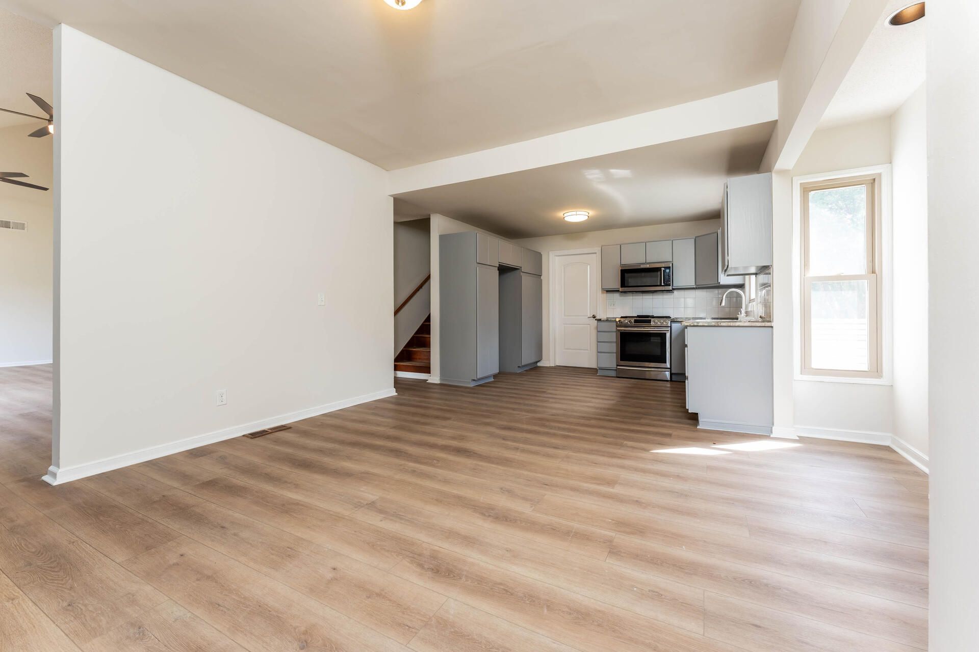 601 Flint Street Photo 6
