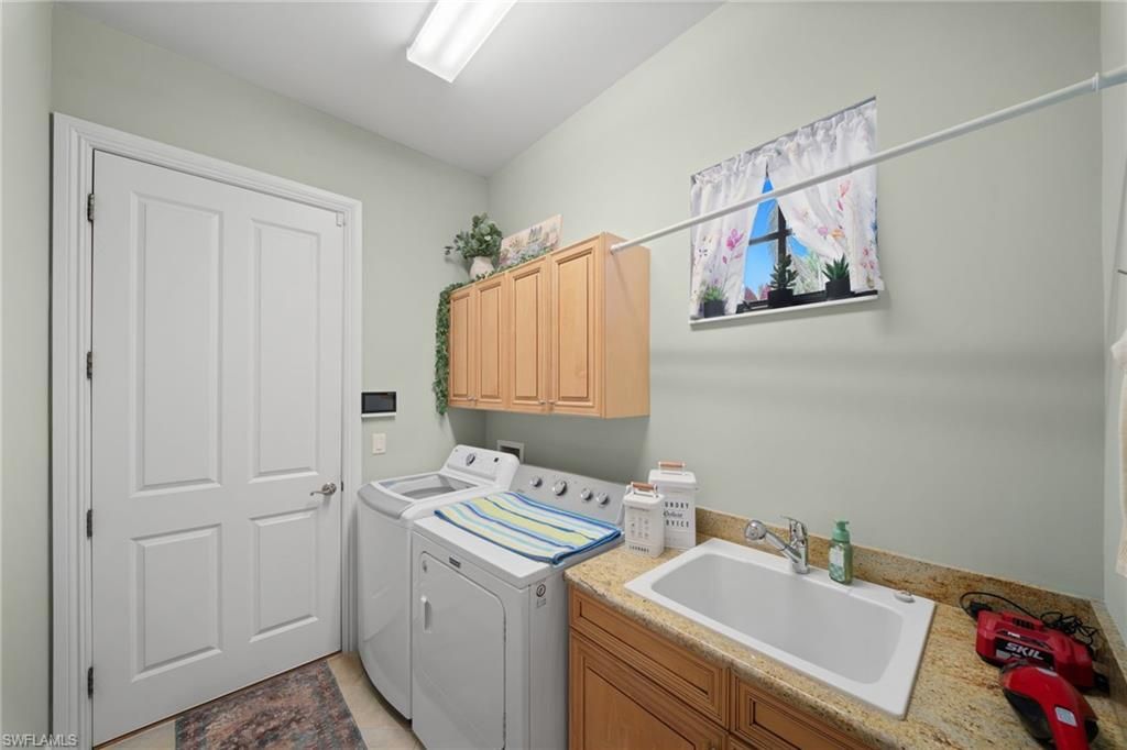 7733 Classics Dr , Naples, FL 34113 Photo