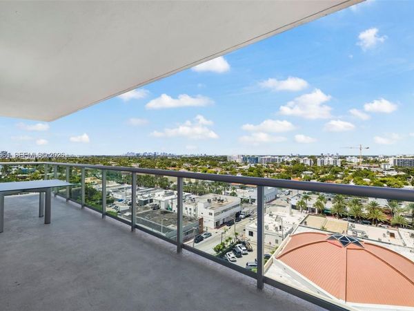 9511 Collins Ave , Unit 909, Surfside, FL 33154