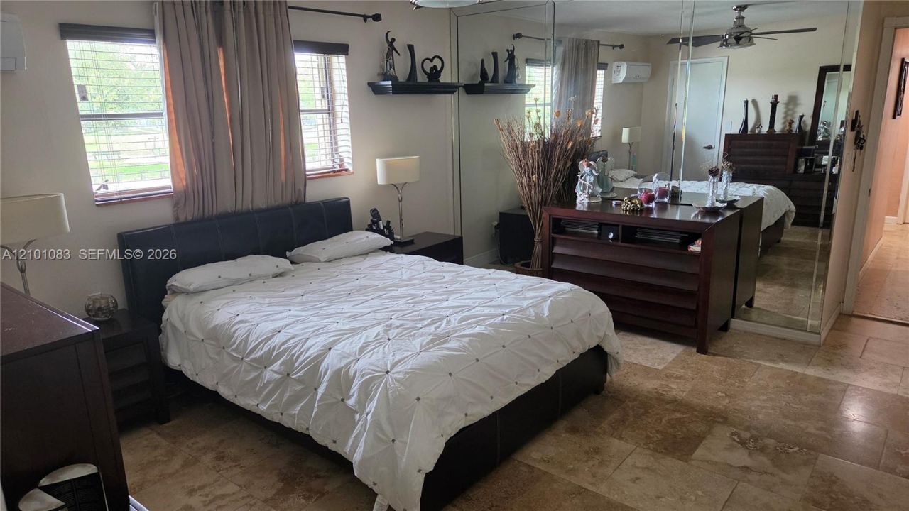 8065 SW 205th Ter, Cutler Bay, FL 33189 Photo