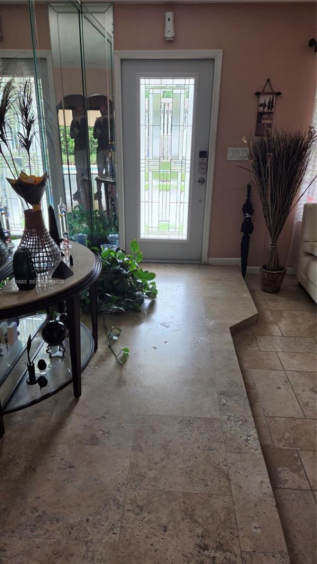 8065 SW 205th Ter, Cutler Bay, FL 33189 Photo