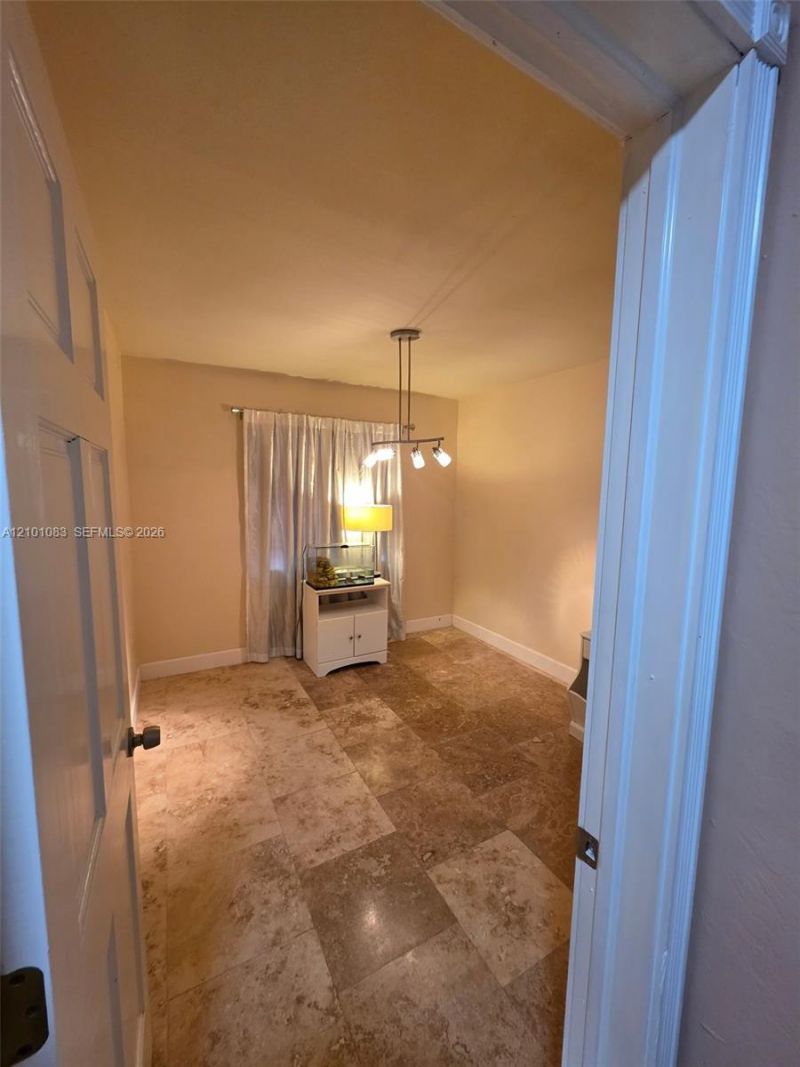 8065 SW 205th Ter, Cutler Bay, FL 33189 Photo