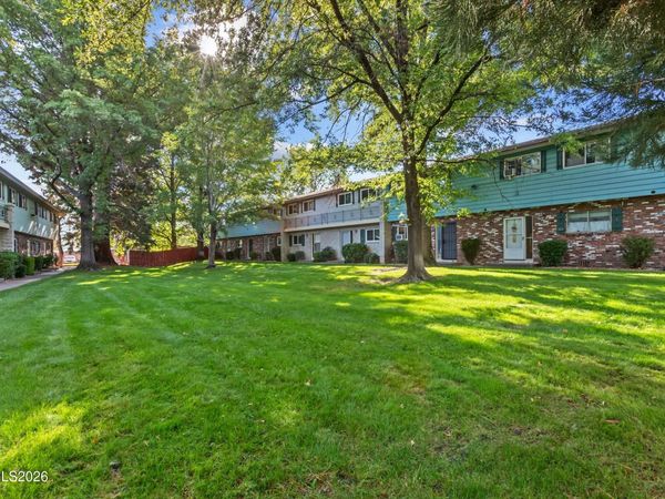 325 Smithridge Park, Reno, NV 89502
