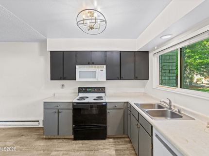 325 Smithridge Park, Reno, NV 89502 Photo