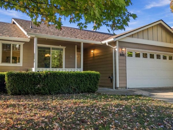800 Riverbow Av NW, Albany, OR 97321