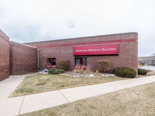 7126 N Lincoln Avenue , Lincolnwood, IL 60712