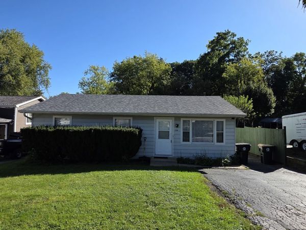 1114 N Oak Terrace , Round Lake Beach, IL 60073