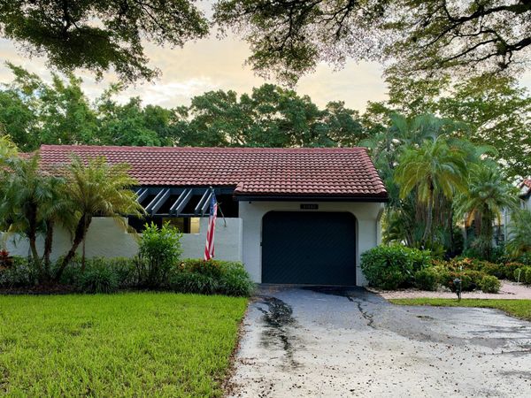 21692 TALL PALM Circle, Unit 10-B, Boca Raton, FL 33433