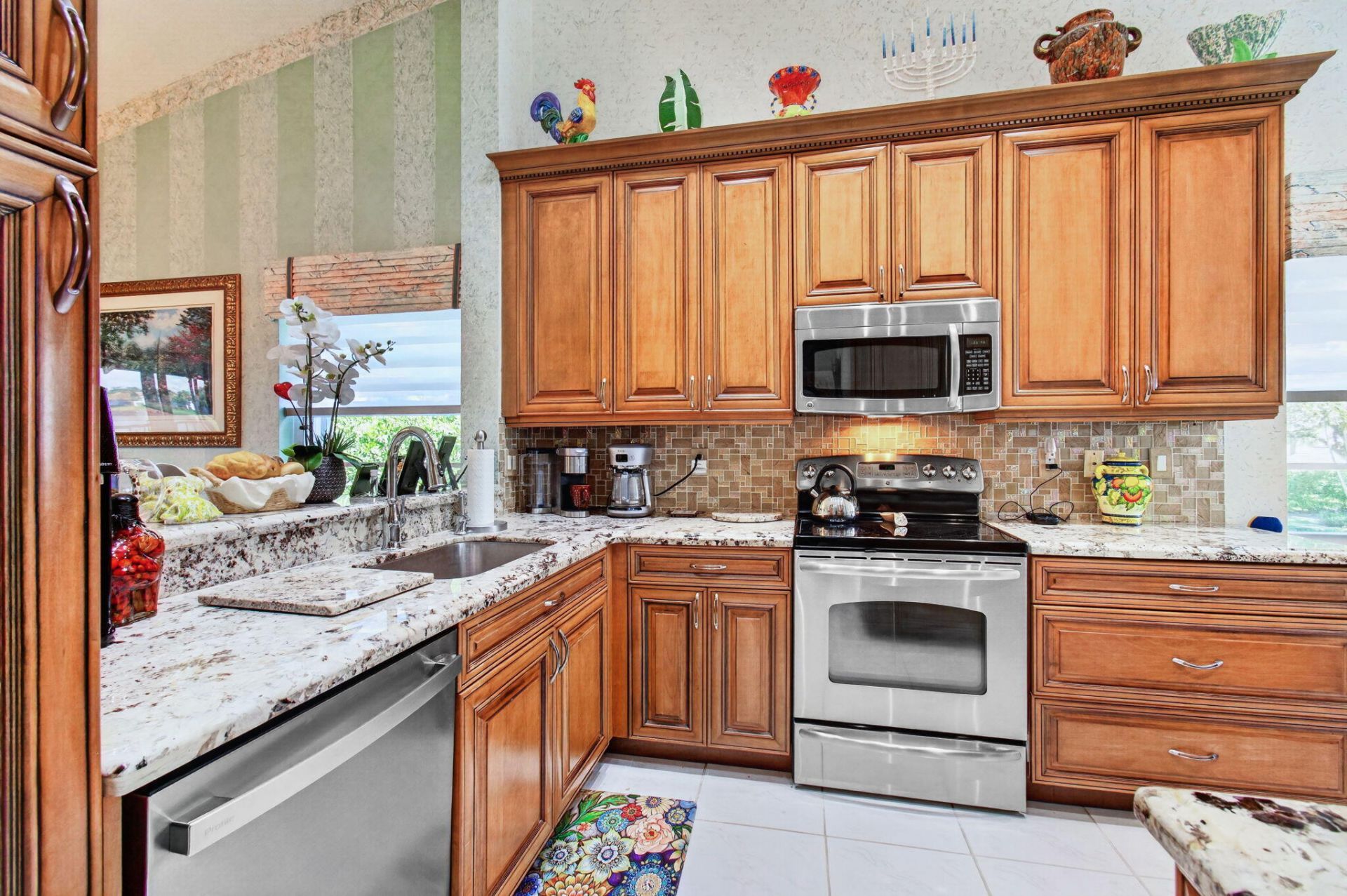 9865 Seacrest Circle, Unit 202, Boynton Beach, FL 33437 Photo