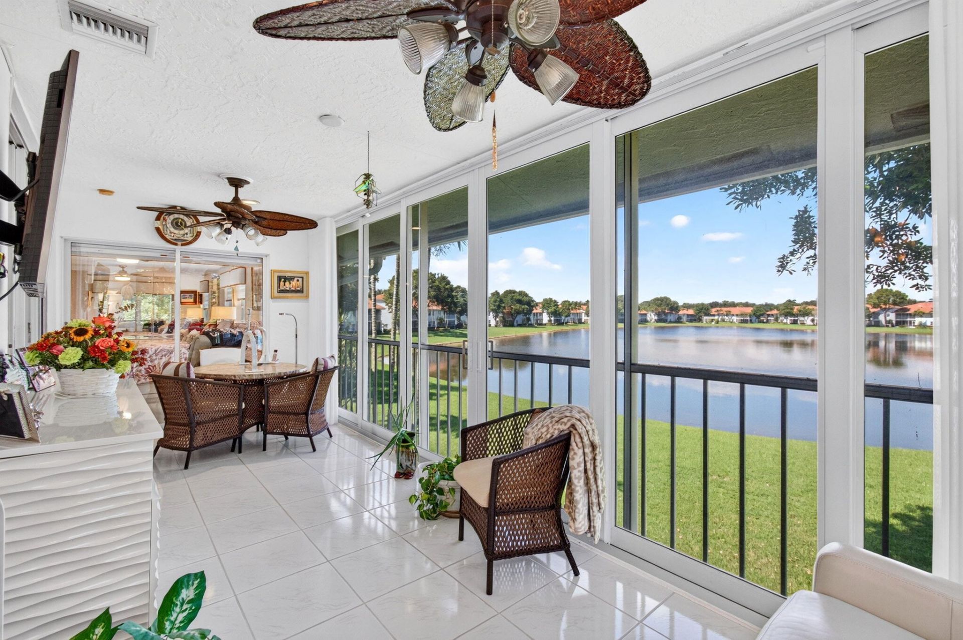 9865 Seacrest Circle, Unit 202, Boynton Beach, FL 33437 Photo