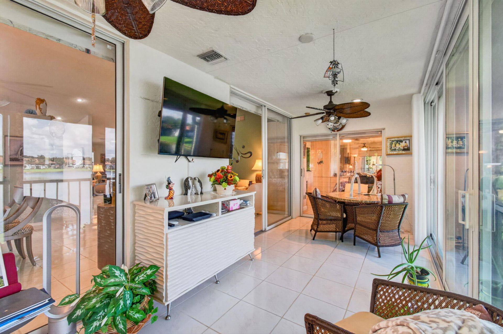 9865 Seacrest Circle, Unit 202, Boynton Beach, FL 33437 Photo