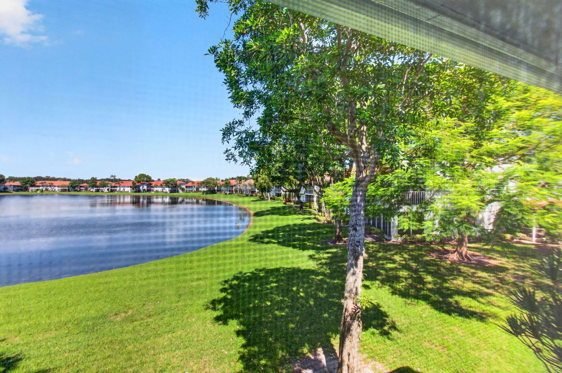 9865 Seacrest Circle, Unit 202, Boynton Beach, FL 33437 Photo