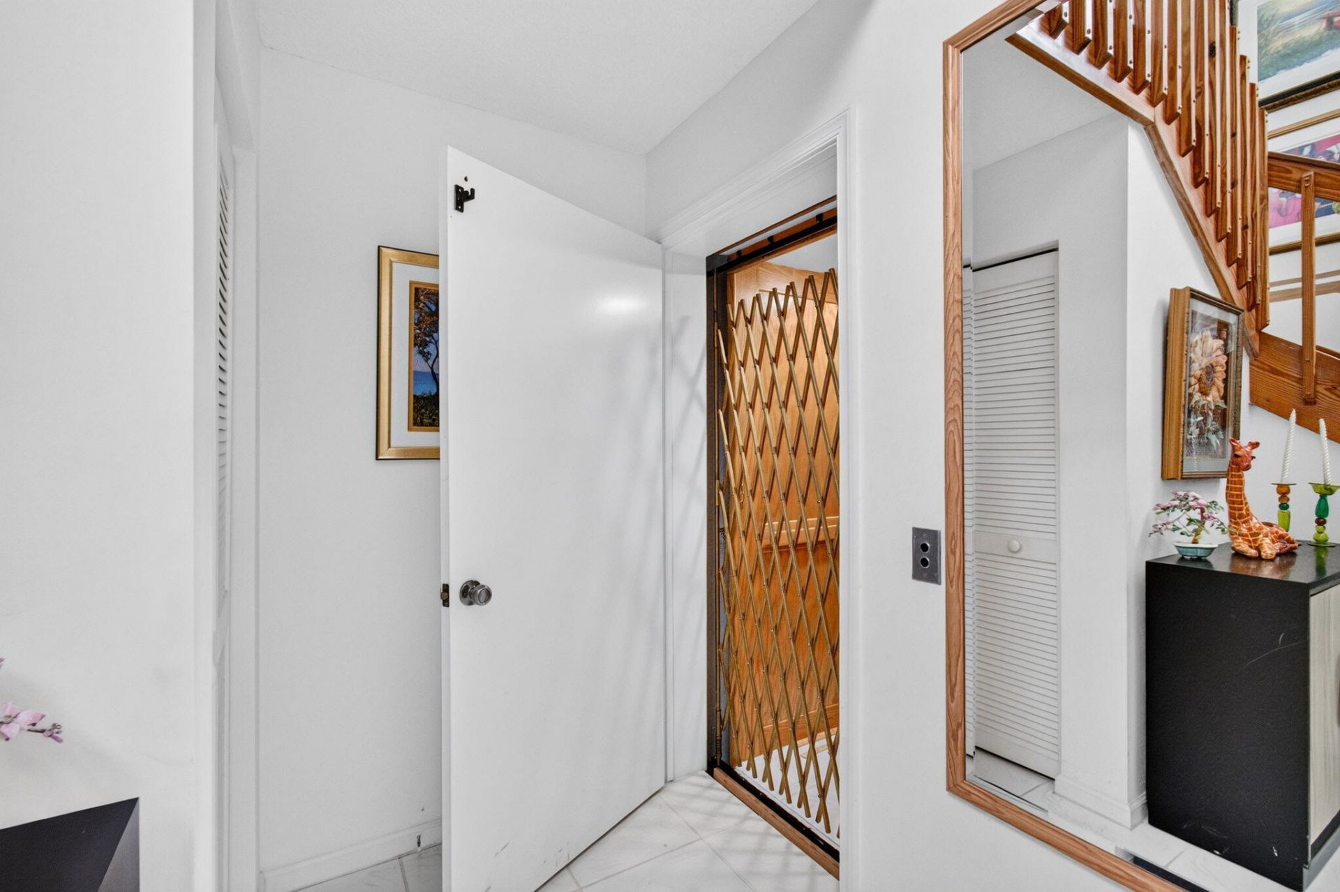 9865 Seacrest Circle, Unit 202, Boynton Beach, FL 33437 Photo