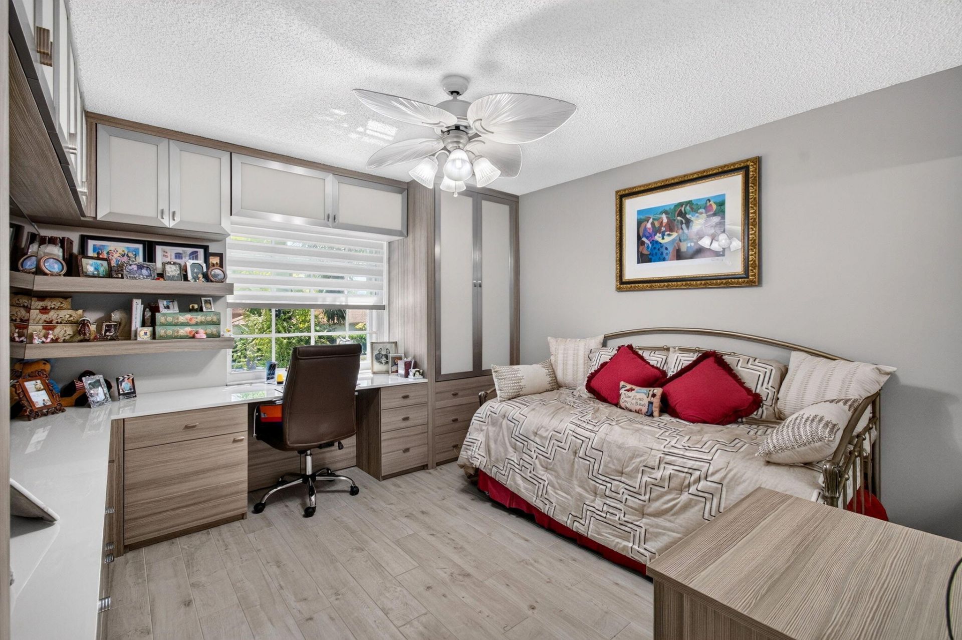 9865 Seacrest Circle, Unit 202, Boynton Beach, FL 33437 Photo