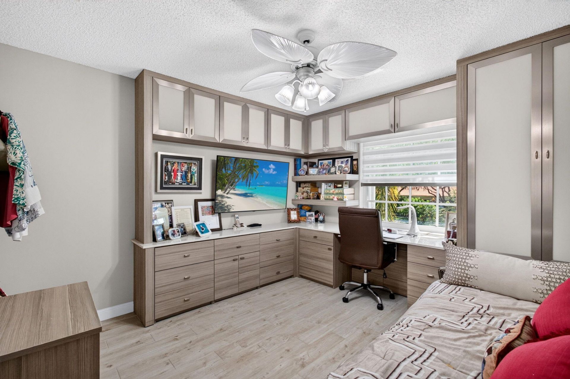 9865 Seacrest Circle, Unit 202, Boynton Beach, FL 33437 Photo