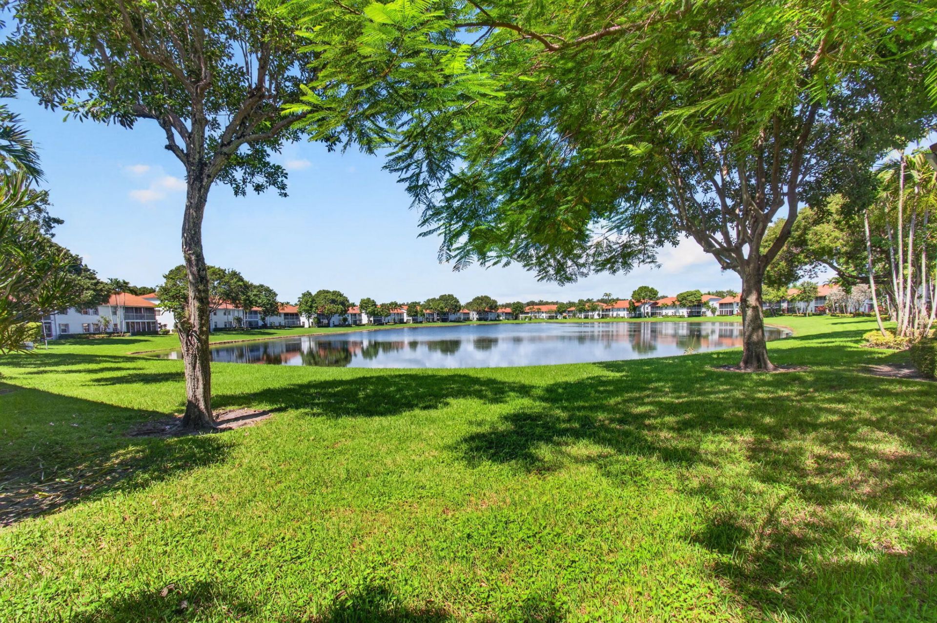 9865 Seacrest Circle, Unit 202, Boynton Beach, FL 33437 Photo