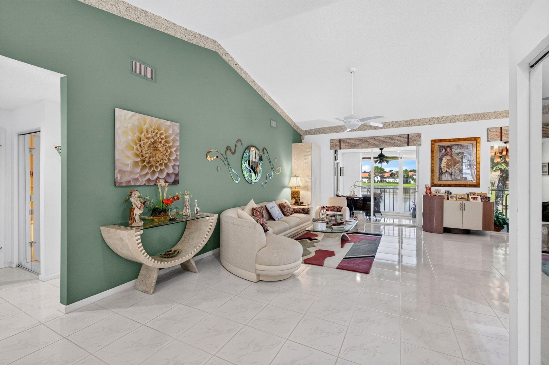 9865 Seacrest Circle, Unit 202, Boynton Beach, FL 33437 Photo