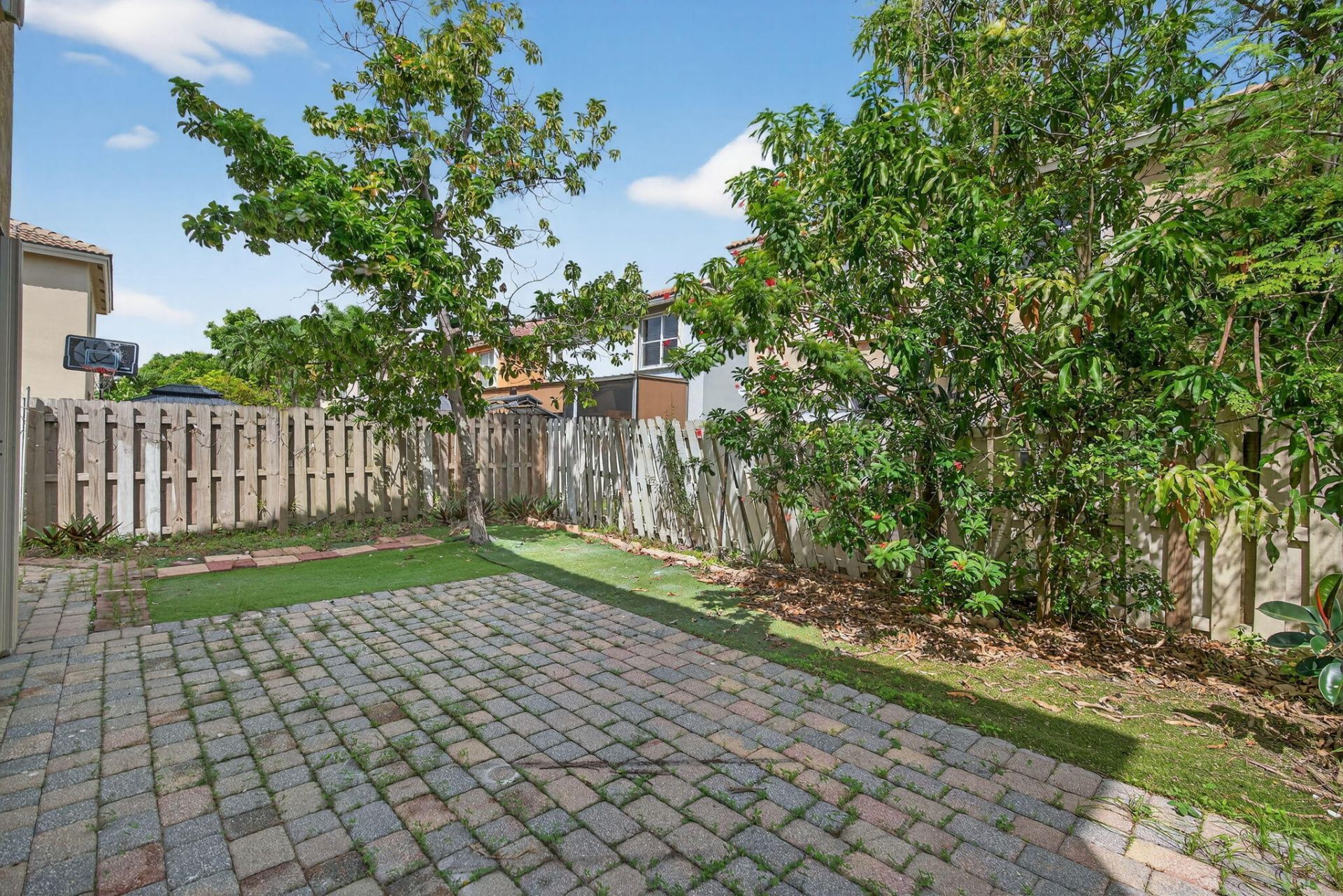 4083 Lake Tahoe Circle, West Palm Beach, FL 33409 Photo