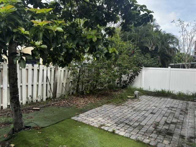4083 Lake Tahoe Circle, West Palm Beach, FL 33409 Photo