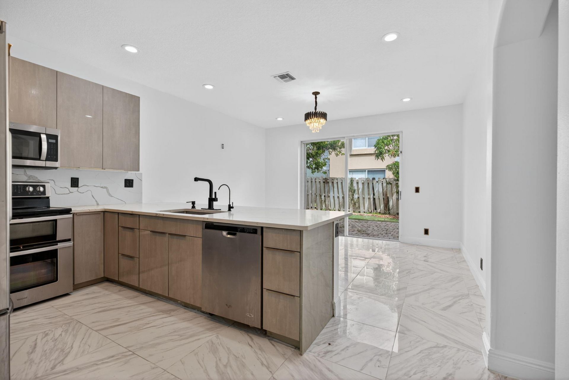 4083 Lake Tahoe Circle, West Palm Beach, FL 33409 Photo
