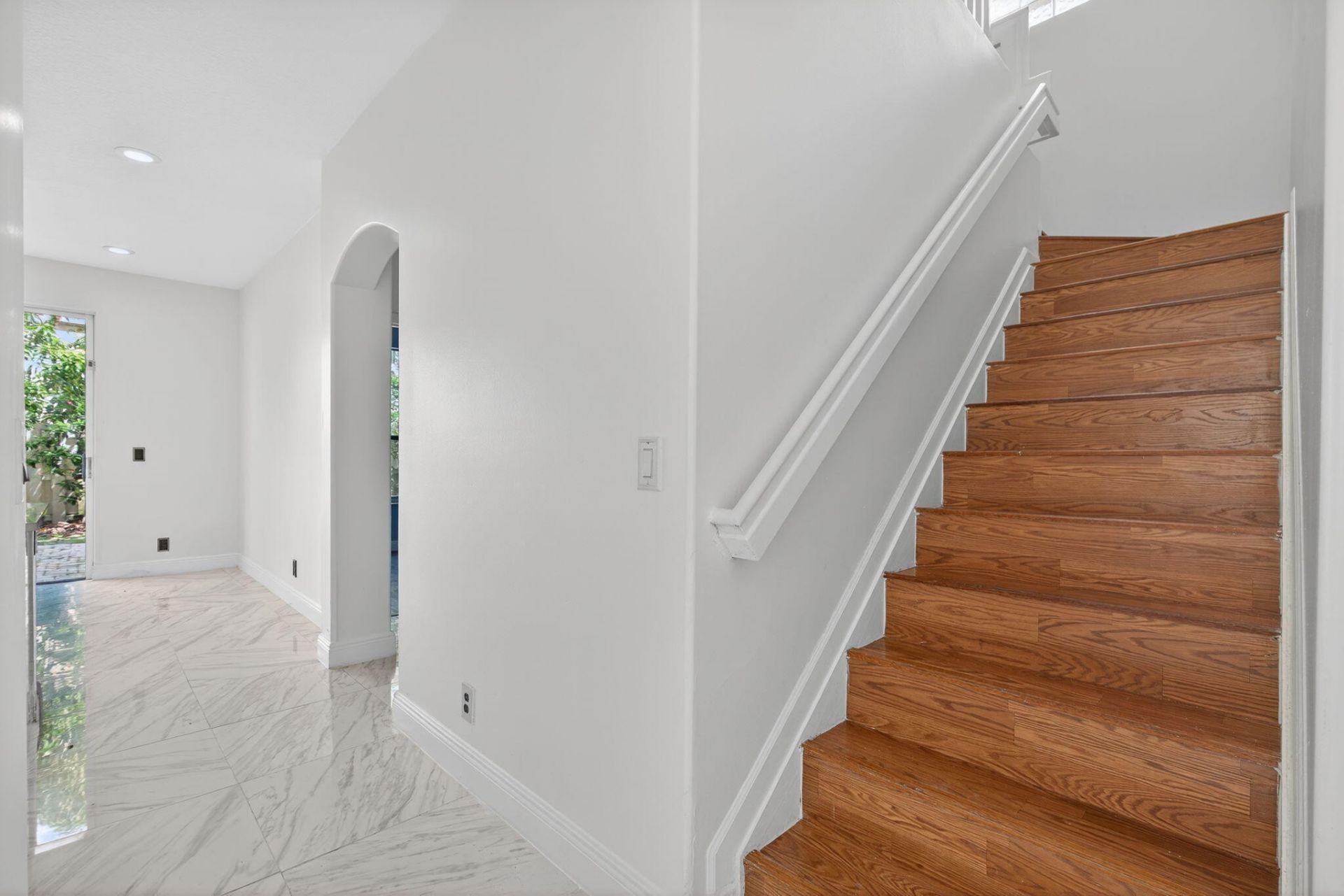 4083 Lake Tahoe Circle, West Palm Beach, FL 33409 Photo