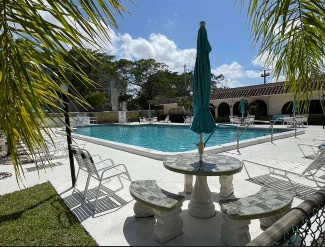 400 NE 20th Street Ne, Unit B304, Boca Raton, FL 33431 Photo
