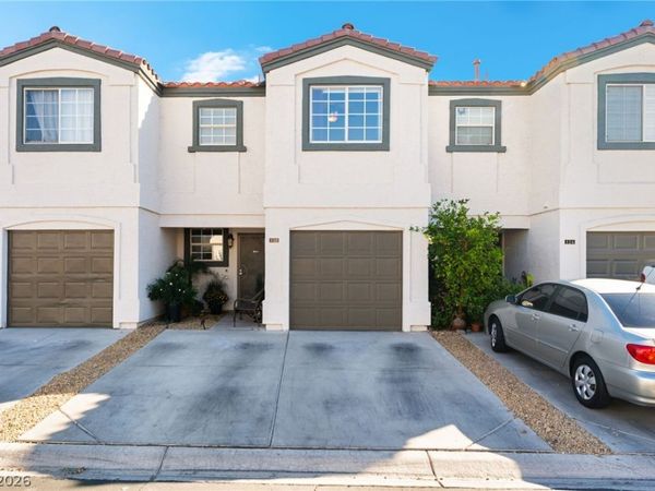 5330 E Charleston Boulevard , Unit 123, Las Vegas, NV 89142