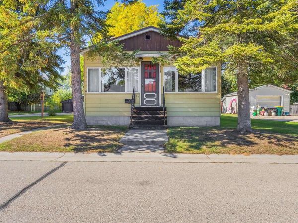 61 STATE STREET, Marinette, WI 54143