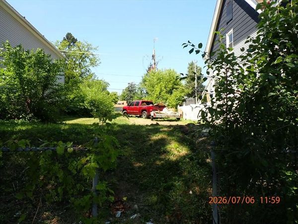3344 N 23RD STREET, Milwaukee, WI 53202