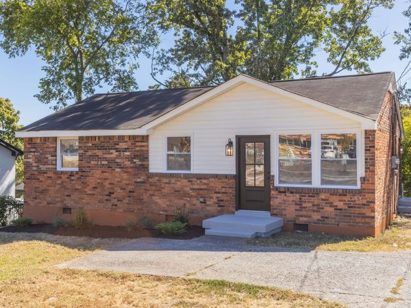 261 Paragon Mills Rd , Nashville, TN 37211