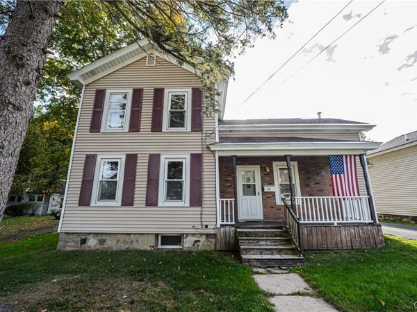 17 Division Street, Baldwinsville, NY 13027